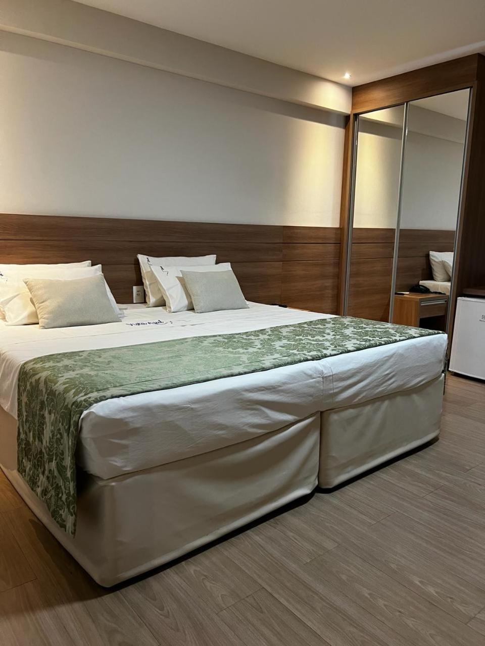 פדרה אזול Vista Azul Apart Hotel - Vista Pinheiros מראה חיצוני תמונה