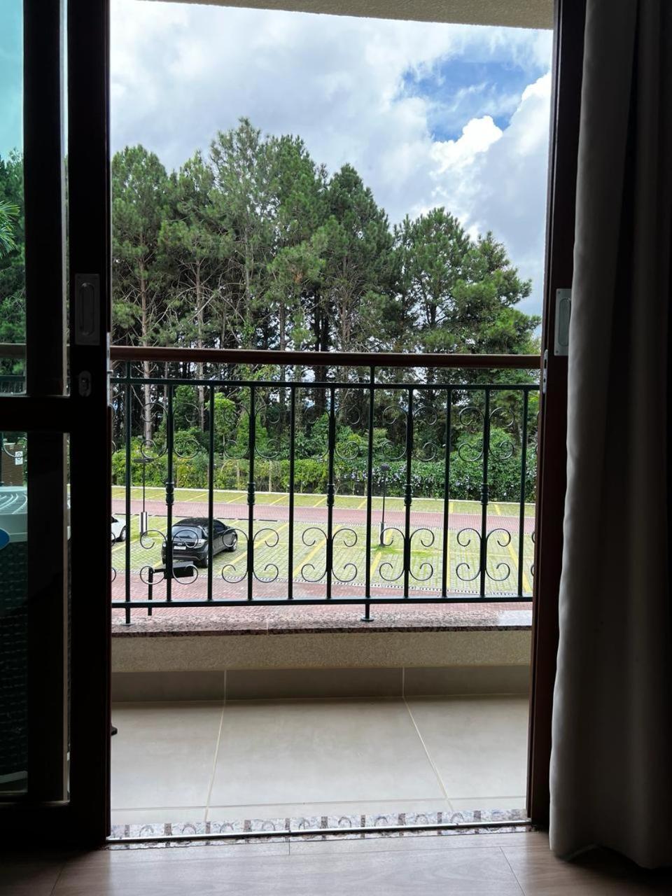 פדרה אזול Vista Azul Apart Hotel - Vista Pinheiros מראה חיצוני תמונה
