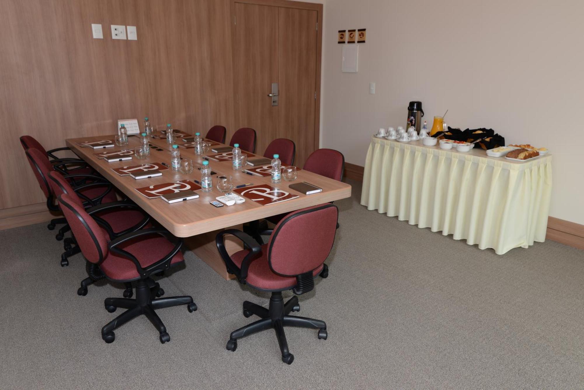 פדרה אזול Vista Azul Apart Hotel - Vista Pinheiros מראה חיצוני תמונה